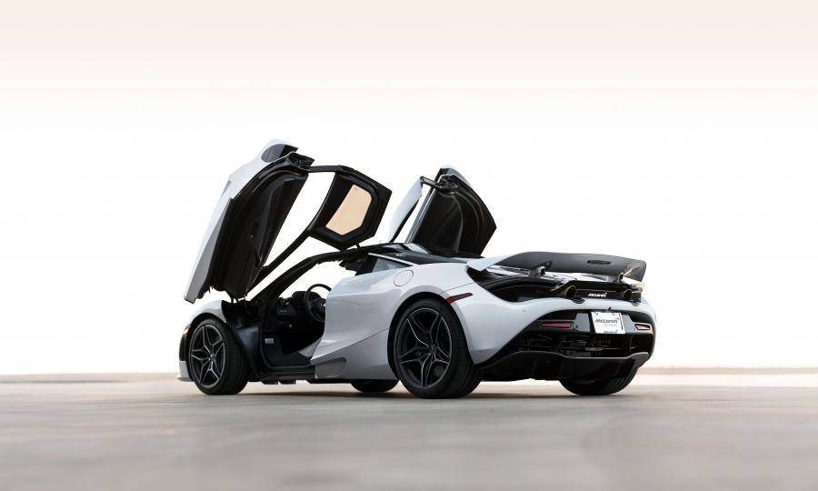  McLaren 720S Coupe 2017 года  (NA) (фото 23 из 31)
